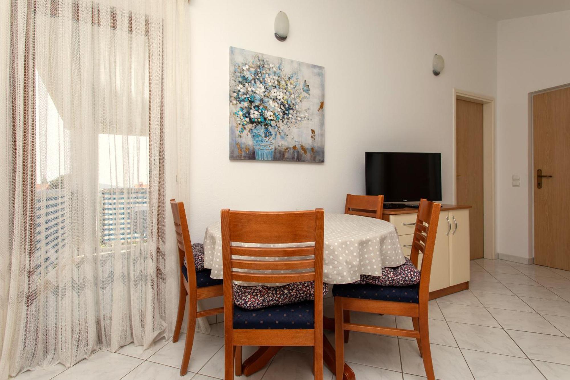 Holiday House Nena With Pool Vinisce Ngoại thất bức ảnh